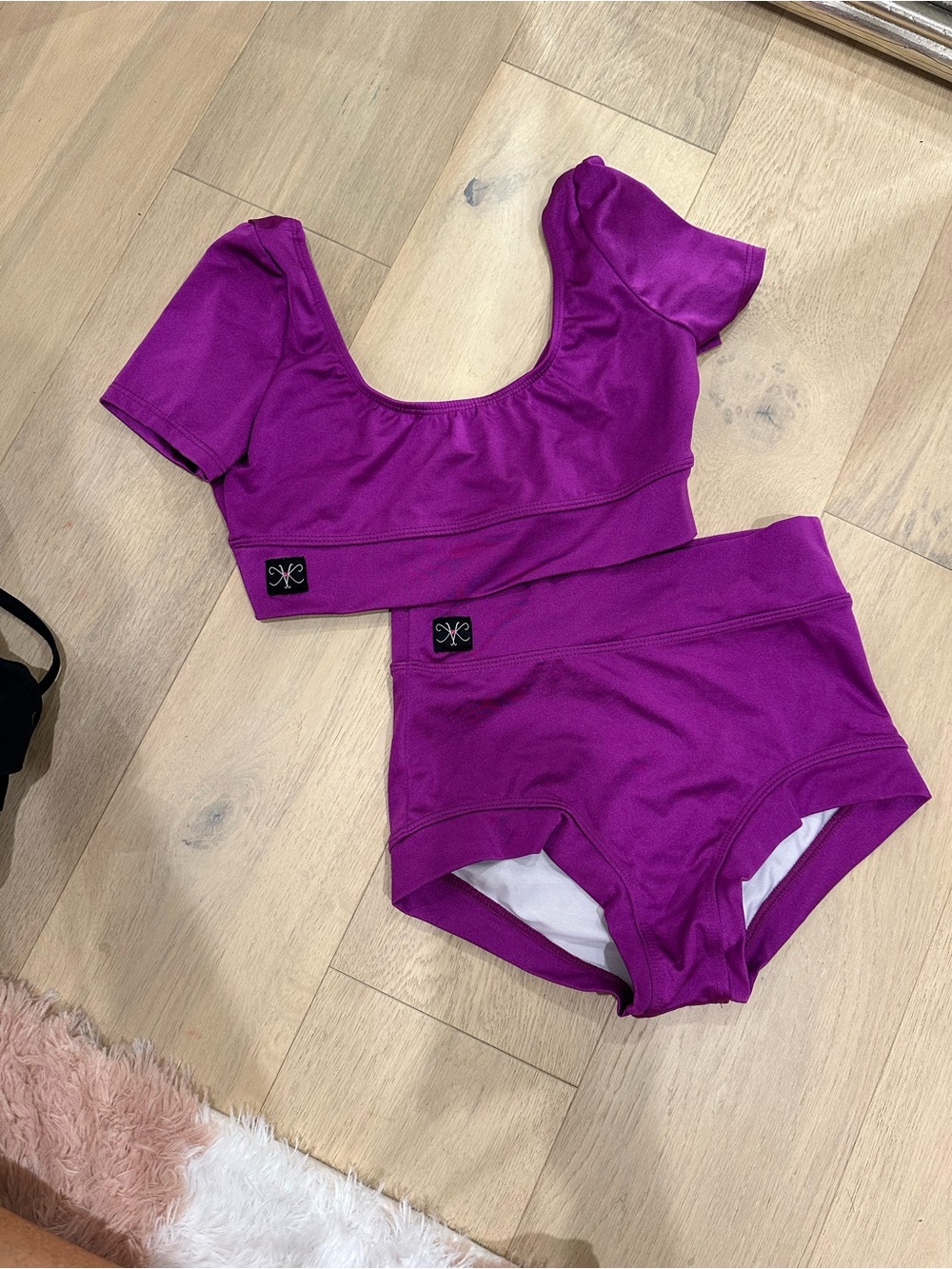 Kids Dance Crop Top & High-Waist Briefs in Vibrant Purple